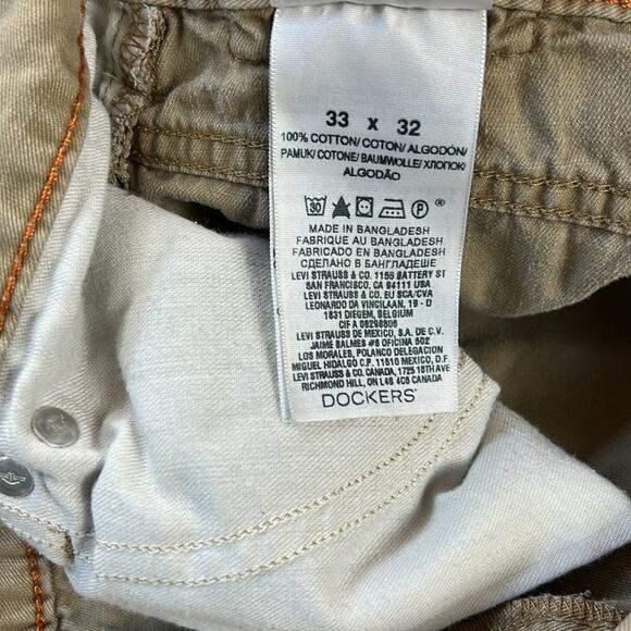 Dockers khaki pants in 5 pocket jean cut, size 33x32 - Picture 10 of 10